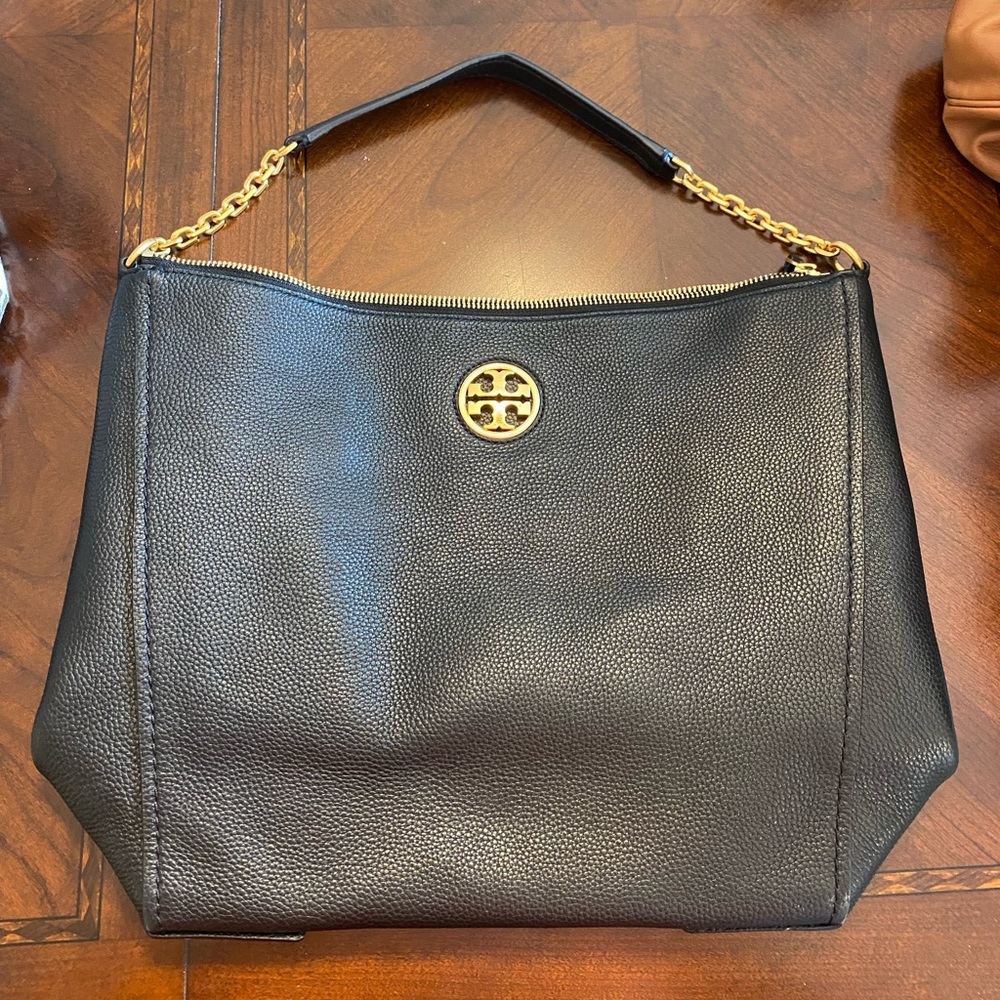Tory Burch purse. Brand new condition!